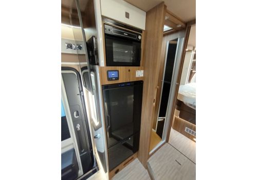 Integral Motorhome MOBILVETTA K-Yatch Tekno Line 90 en Catalog