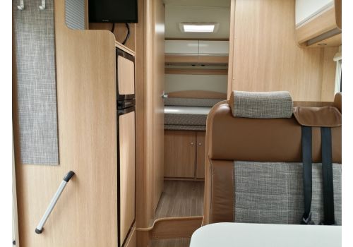 Low Profile Motorhome SUNLIGHT T-69 L 10 year limited en Sale Occasion