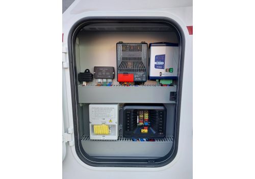 Integral Motorhome RAPIDO 8096dF en Sale Occasion