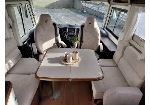 Integral Motorhome RAPIDO 8096dF en Sale Occasion