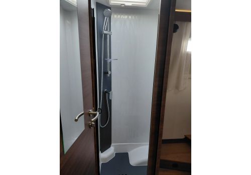 Integral Motorhome RAPIDO 8096dF en Sale Occasion