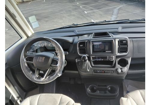 Integral Motorhome RAPIDO 8096dF en Sale Occasion