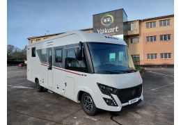 RAPIDO 8096dF · Integral Motorhome 