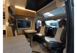 Camper Van SUNLIGHT Cliff 600 X RT en Catalog