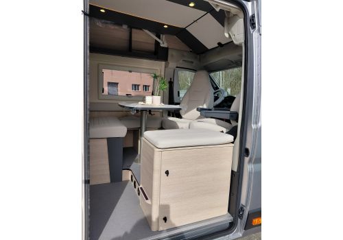 Camper Van DREAMER CamperFive Fun + en Sale Occasion