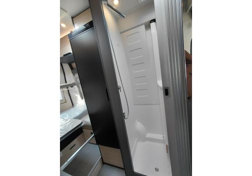 Camper Van DREAMER CamperFive Fun + en Sale Occasion