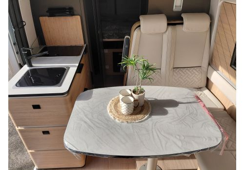 Camper Van DREAMER CamperVan XL Select en Catalog