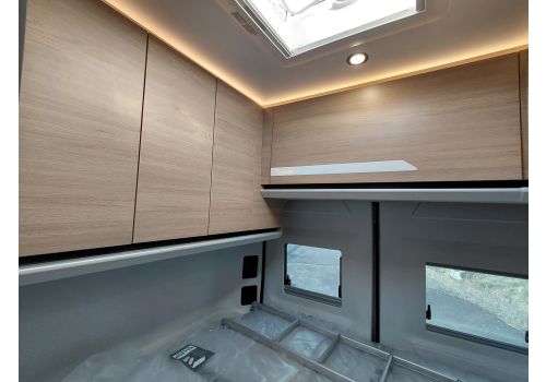 Camper Van DREAMER CamperVan XL Select en Catalog