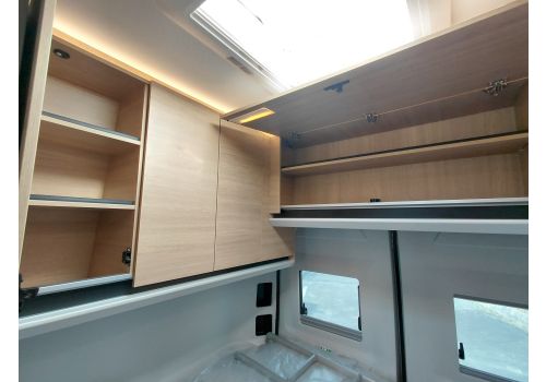 Camper Van DREAMER CamperVan XL Select en Catalog