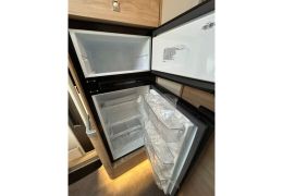 Integral Motorhome DETHLEFFS Esprit I 7150-2 EB en Rent