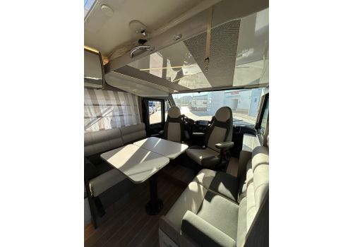 Integral Motorhome ROLLER TEAM Zefiro 287 INT en Sale Occasion