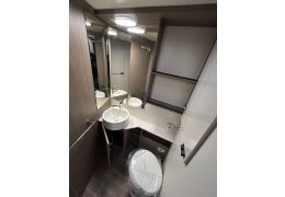 Integral Motorhome ROLLER TEAM Zefiro 287 INT en Catalog