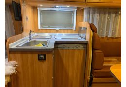 Low Profile Motorhome BURSTNER Primero T580 en Sale Occasion