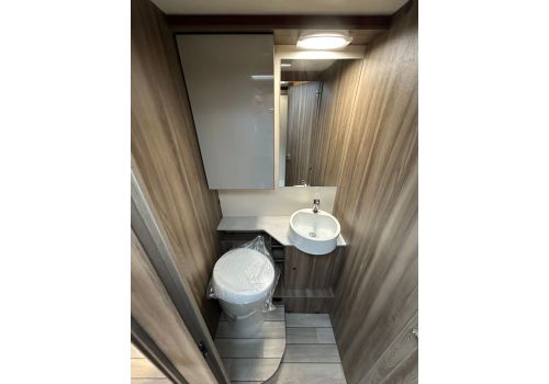 Low Profile Motorhome ROLLER TEAM Kronos 288 TL Spring Edition en Sale Occasion