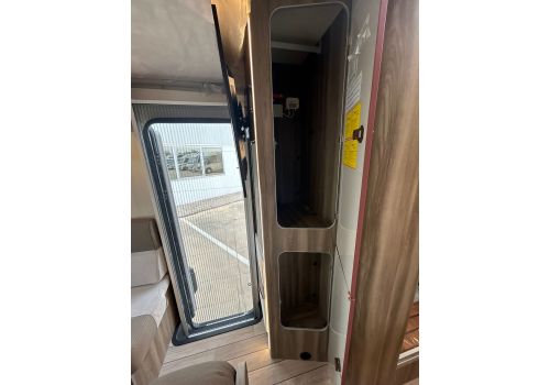 Low Profile Motorhome ROLLER TEAM Kronos 294 TL Spring Edition en Sale Occasion