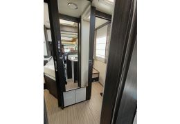 Low Profile Motorhome BENIMAR Mileo 294 en Sale Occasion