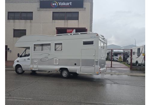 Capuchina Motorhome RIMOR Rimor 727 TC en Sale Occasion