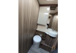 Low Profile Motorhome ROLLER TEAM Kronos 265 TL Selekt en Catalog