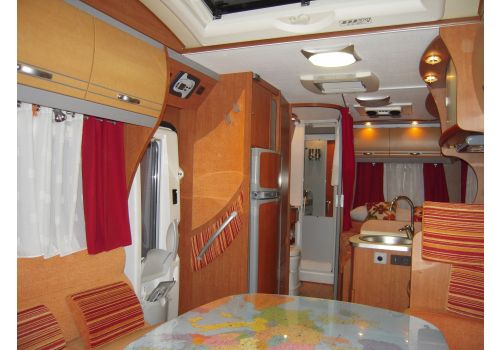 Low Profile Motorhome BENIMAR Perseo 530 en Sale Occasion