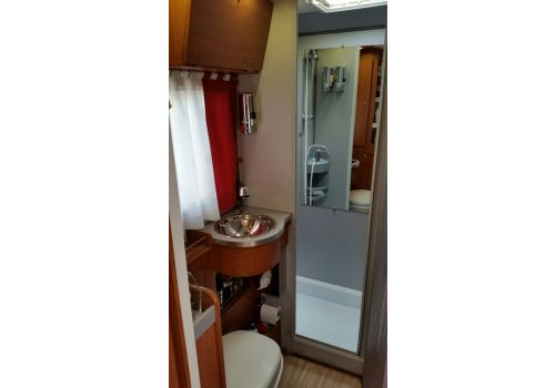 Low Profile Motorhome BENIMAR Perseo 530 en Sale Occasion