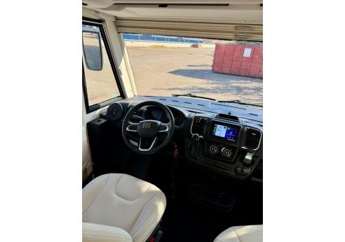 Integral Motorhome RAPIDO Rápido 8096DF modelo 2025 en Sale Occasion