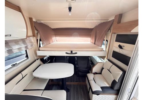 Integral Motorhome ROLLER TEAM Zefiro Plus 284 en Sale Occasion