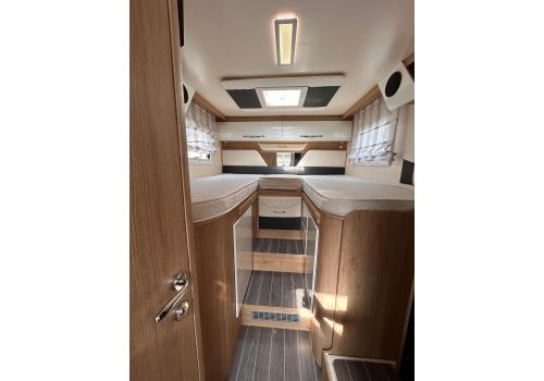 Integral Motorhome ROLLER TEAM Zefiro Plus 284 en Sale Occasion