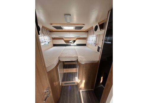 Integral Motorhome ROLLER TEAM Zefiro Plus 284 en Sale Occasion