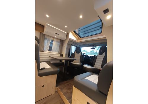 Low Profile Motorhome SUNLIGHT Sunlight T68 modelo 2026 en Catalog