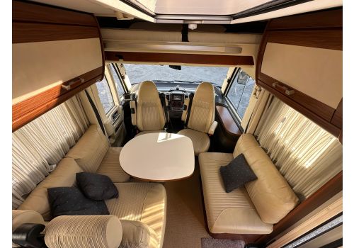 Integral Motorhome HYMER B694 SL en Sale Occasion