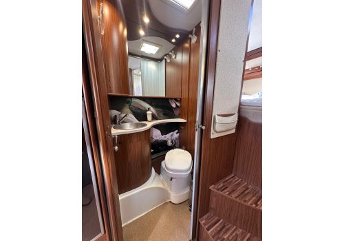 Integral Motorhome HYMER B694 SL en Sale Occasion