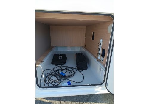 Integral Motorhome ITINEO MC700 en Sale Occasion
