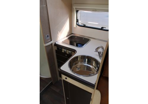 Low Profile Motorhome ILUSION XMK 730 en Sale Occasion