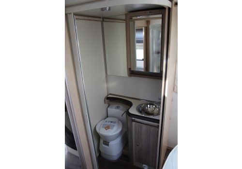 Low Profile Motorhome ILUSION XMK 730 en Sale Occasion