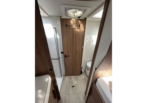 Low Profile Motorhome PILOTE P746 Expression en Sale Occasion