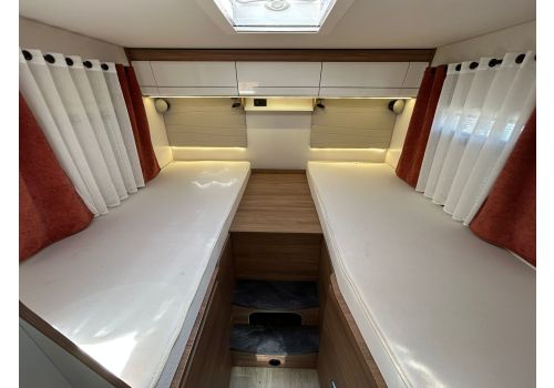 Low Profile Motorhome PILOTE P746 Expression en Sale Occasion