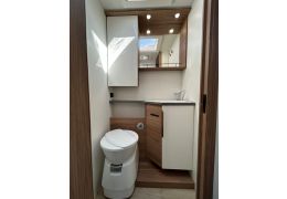 Low Profile Motorhome PILOTE P746 Expression en Sale Occasion