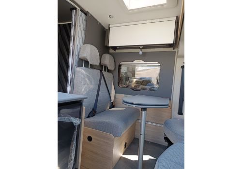 Camper Van DETHLEFFS Globetrail 540 DR en Catalog