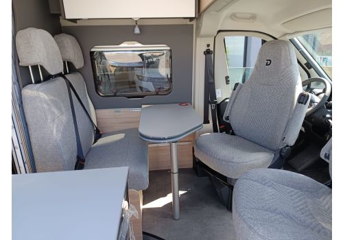 Camper Van DETHLEFFS Globetrail 540 DR en Catalog