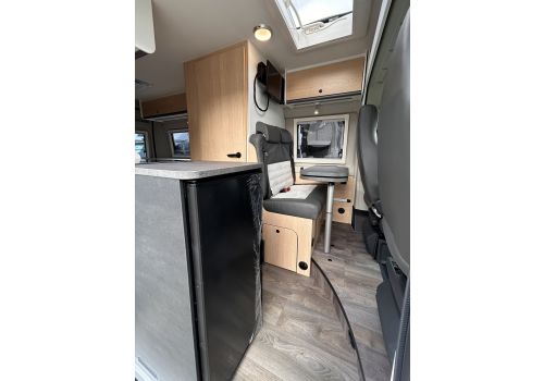 Camper Van SUNLIGHT Cliff 602 Adventure Edition en Rent