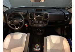 Low Profile Motorhome DETHLEFFS Just Camp T7052 DBM en Rent