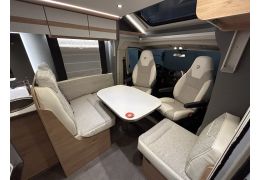 Low Profile Motorhome DETHLEFFS Just Camp T7052 DBM en Rent
