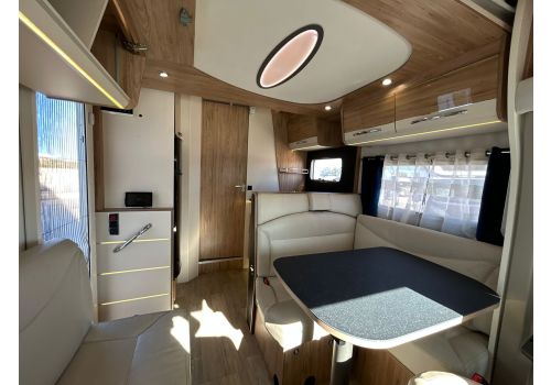 Low Profile Motorhome PILOTE P746GJ en Sale Occasion