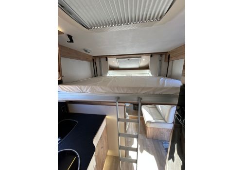 Low Profile Motorhome PILOTE P746GJ en Sale Occasion