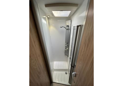 Low Profile Motorhome PILOTE P746GJ en Sale Occasion