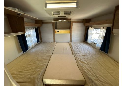 Low Profile Motorhome PILOTE P746GJ en Sale Occasion