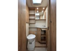 Low Profile Motorhome PILOTE P746GJ en Sale Occasion