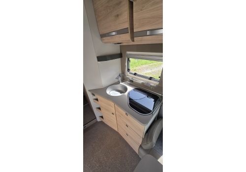 Low Profile Motorhome DETHLEFFS Pulse 90 Classic T 7051 DBL en Sale Occasion