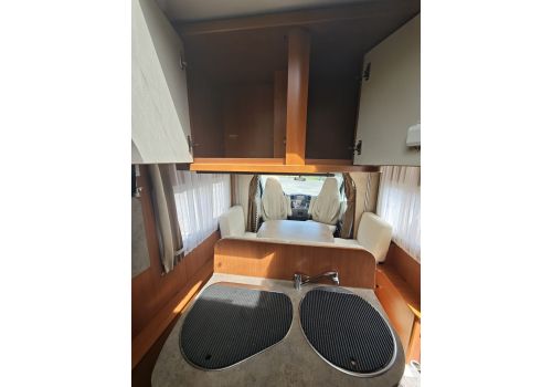 Low Profile Motorhome CHAUSSON Sweet Maxy en Sale Occasion