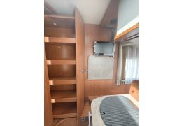 Low Profile Motorhome CHAUSSON Sweet Maxy en Sale Occasion